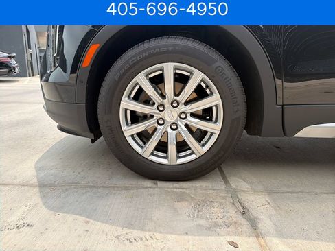 Used 2023 Cadillac XT4 Premium Luxury w/ Technology Package FWD image 30