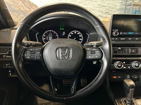 Used 2022 Honda Civic Sport image 10