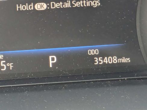 Used 2023 Toyota Venza XLE AWD/4WD image 31