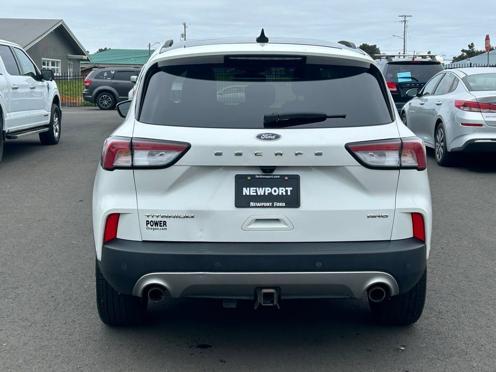 Used 2022 Ford Escape Titanium w/ Titanium Elite Package AWD/4WD image 8