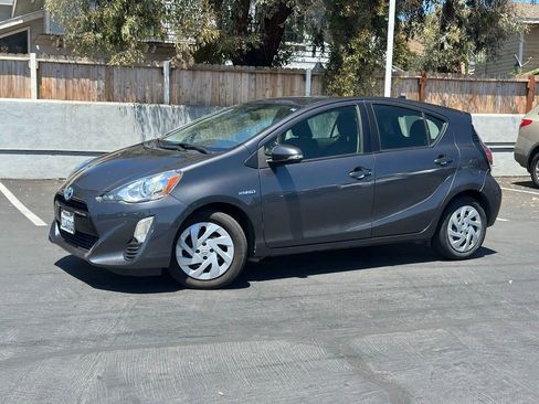 Used 2016 Toyota Prius C Two FWD image 1