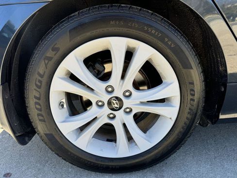 Used 2013 Hyundai Sonata Limited w/ Premium Pkg image 9