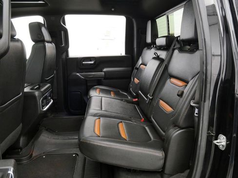 Used 2022 GMC Sierra 2500 AT4 w/ AT4 Preferred Package AWD/4WD image 20