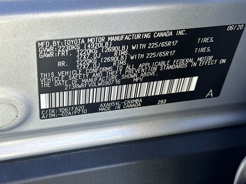 Used 2020 Toyota RAV4 XLE w/ XLE Grade Weather Package image 24