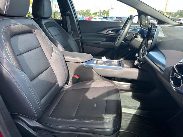 Used 2024 Chevrolet Equinox EV LT AWD/4WD image 13
