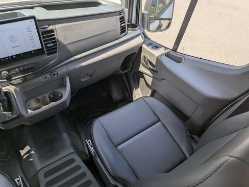 New 2026 Ford Transit 150 148 Medium Roof w/ Load Area Protection Package RWD image 16