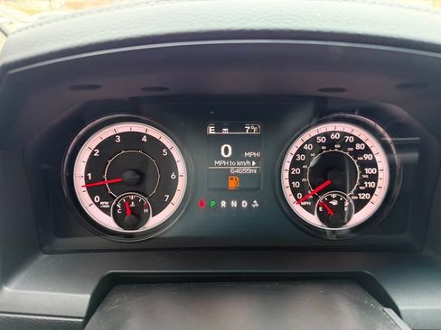 Used 2018 RAM 3500 Big Horn w/ Sport Appearance Group image 19