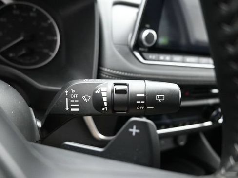 Used 2026 Nissan Rogue SV FWD image 29