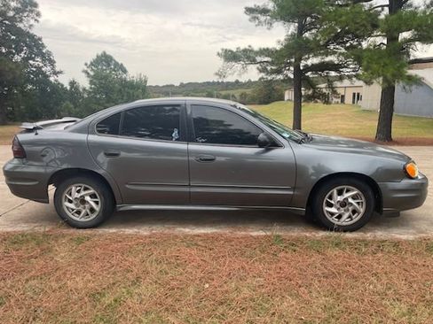 Used 2004 Pontiac Grand Am SE FWD image 11