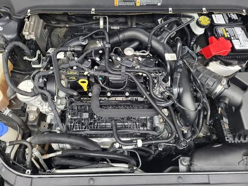 Used 2020 Ford Fusion SE image 30