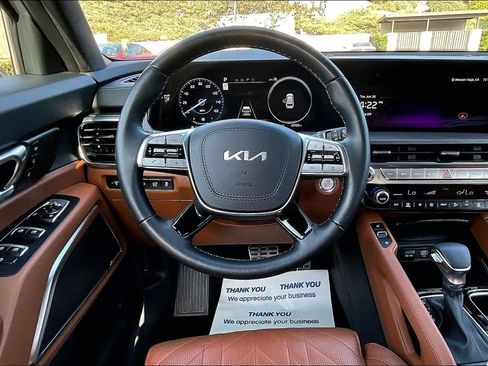 Certified 2024 Kia Telluride SX Prestige X-Line AWD/4WD image 7