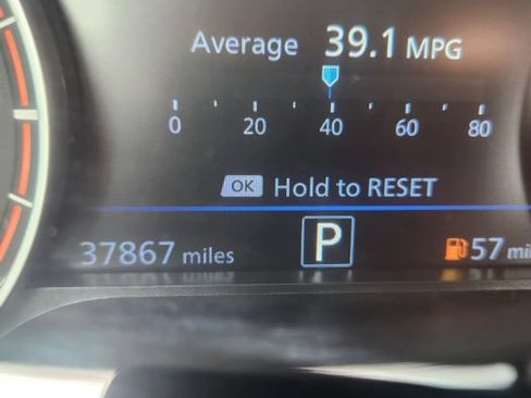 Used 2025 Nissan Altima 2.5 SV FWD image 10