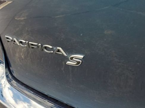 Certified 2023 Chrysler Pacifica Touring-L w/ S Appearance Package FWD image 30