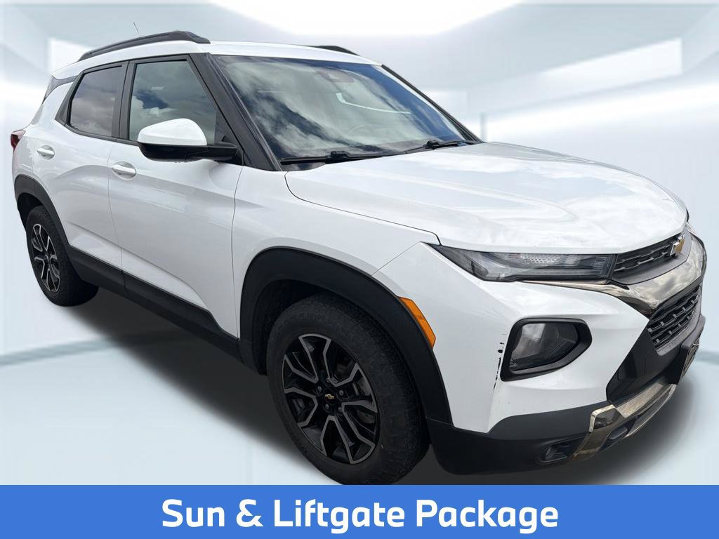 Used 2022 Chevrolet TrailBlazer ACTIV w/ Sun and Liftgate Package FWD image 4