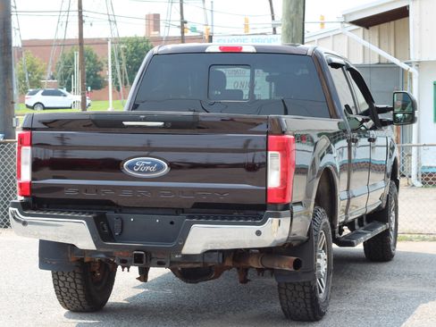 Used 2018 Ford F250 Lariat w/ Snow Plow Prep Package AWD/4WD image 8