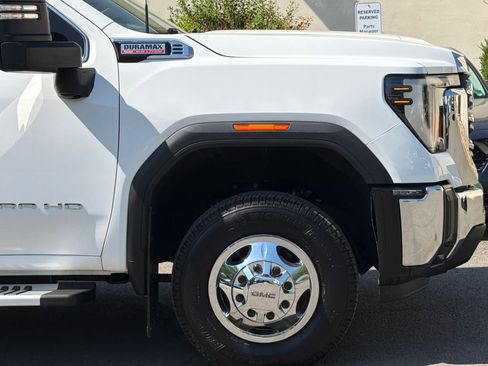 Used 2024 GMC Sierra 3500 SLE w/ SLE Value Package image 7