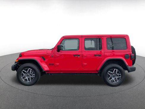 Used 2025 Jeep Wrangler Sahara image 9