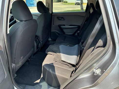 Used 2023 Nissan Rogue S AWD/4WD image 13
