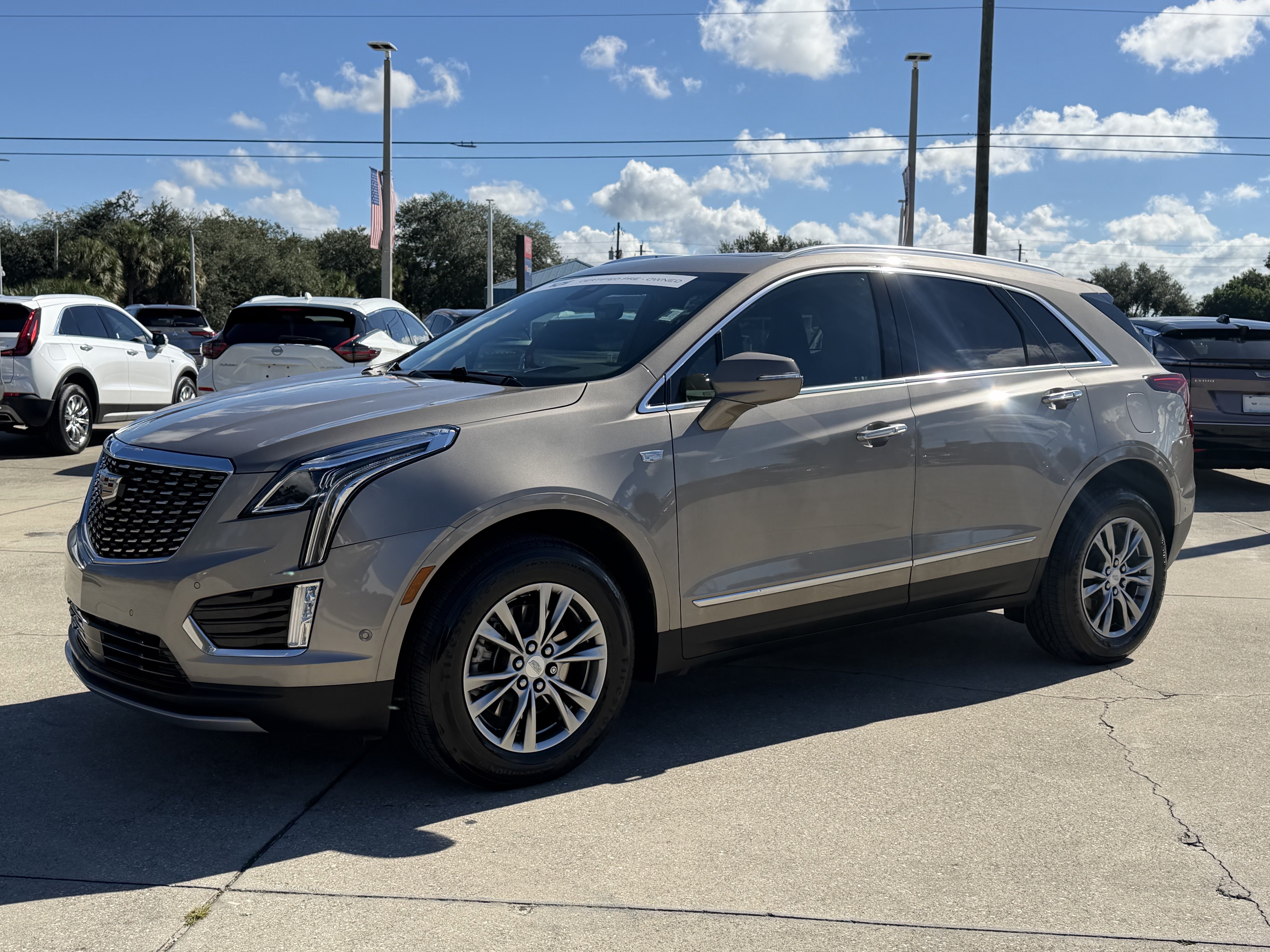Certified 2023 Cadillac XT5 Premium Luxury w/ Technology Package AWD/4WD image 7