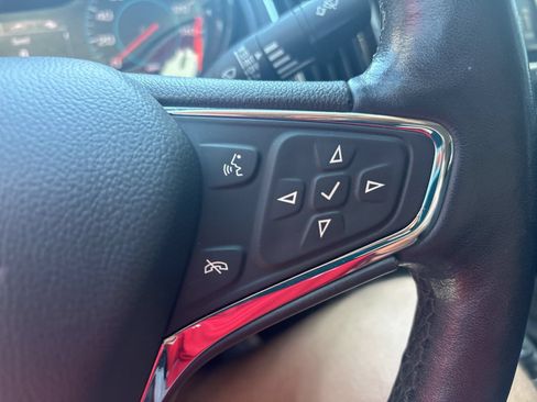 Used 2017 Chevrolet Cruze Premier FWD image 30