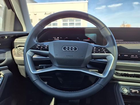 New 2025 Audi Q5 Prestige image 11