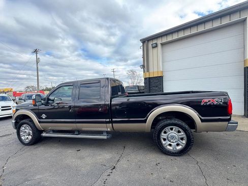 Used 2013 Ford F250 Lariat w/ Lariat Ultimate Pkg image 2