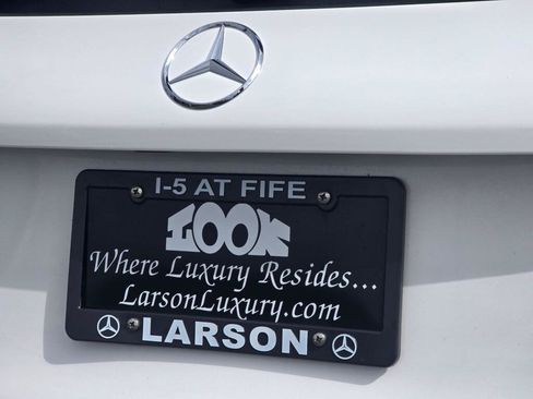 Used 2021 Mercedes-Benz GLC 300 4MATIC image 32