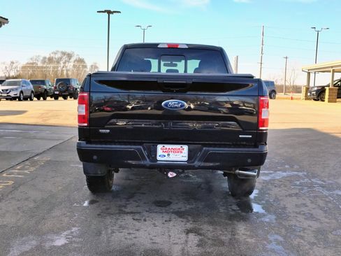 Used 2018 Ford F150 XLT w/ Equipment Group 302A Luxury image 6