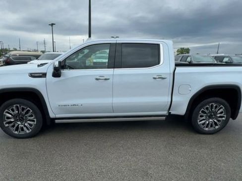 New 2026 GMC Sierra 1500 Denali Ultimate AWD/4WD image 5
