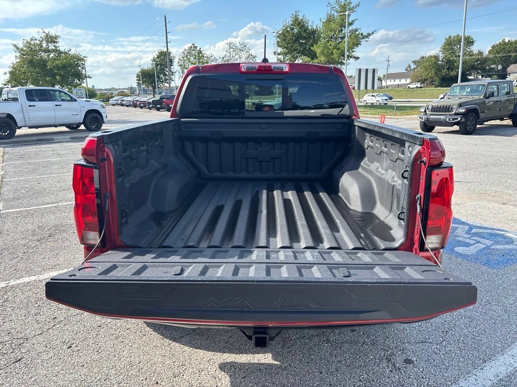 Used 2026 Chevrolet Colorado Trail Boss AWD/4WD image 12