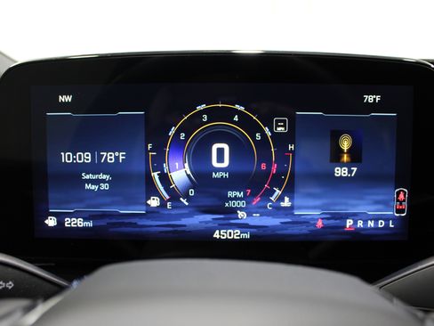 Used 2026 Chevrolet Equinox LT FWD image 13