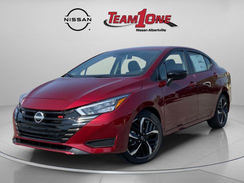 New 2025 Nissan Versa SR w/ Trunk Package image 2