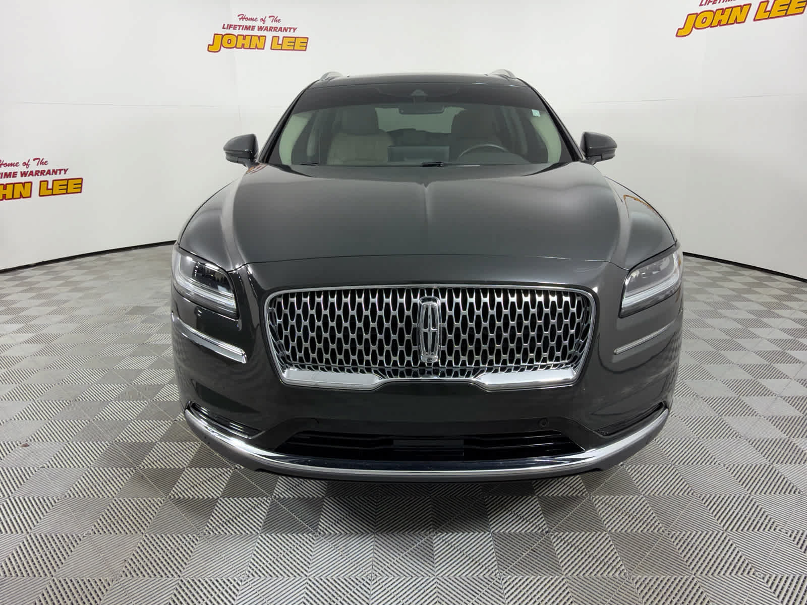 Used 2023 Lincoln Nautilus Reserve w/ Equipment Group 201A AWD/4WD image 9