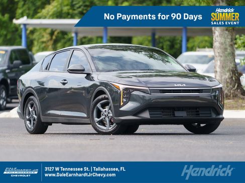 Used 2025 Kia K4 FWD image 1