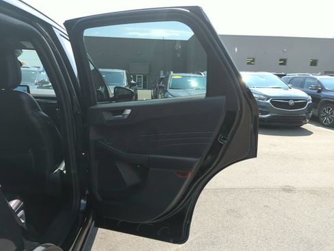 Certified 2025 Ford Escape ST-Line AWD/4WD image 16