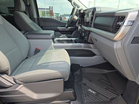Used 2024 Ford F350 XLT AWD/4WD image 27