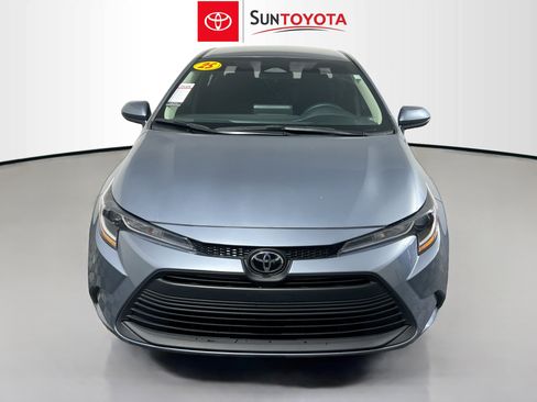 Used 2025 Toyota Corolla LE image 10