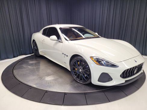 Used 2018 Maserati GranTurismo Sport image 57