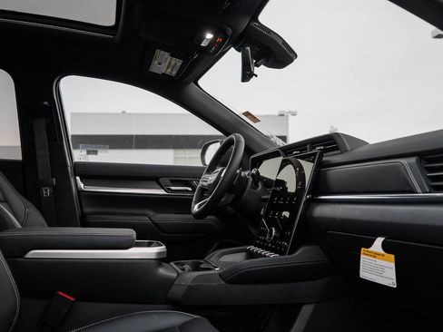 New 2026 GMC Terrain Elevation w/ Elevation Premium Package image 11