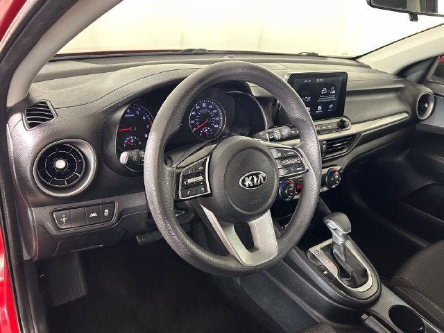 Used 2019 Kia Forte LXS FWD image 13