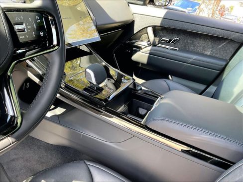 New 2026 Land Rover Range Rover Sport Dynamic SE AWD/4WD image 10