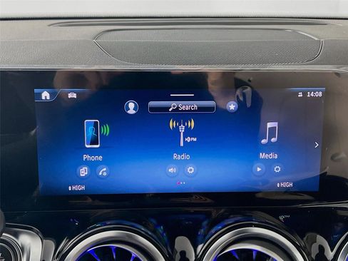 New 2026 Mercedes-Benz GLB 250 4MATIC image 15