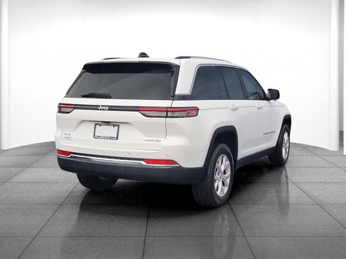 Used 2022 Jeep Grand Cherokee Limited AWD/4WD image 8