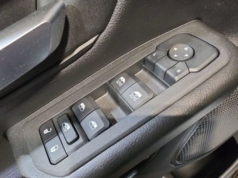 Used 2025 RAM 1500 Tradesman AWD/4WD image 15