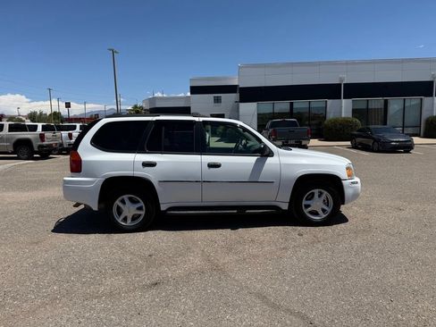 Used 2007 GMC Envoy SLE RWD image 4