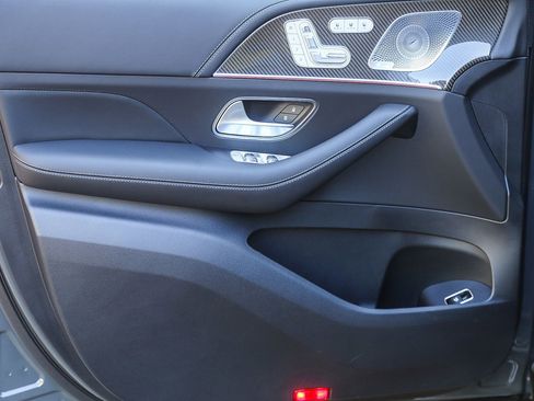 New 2026 Mercedes-Benz GLS 63 AMG 4MATIC image 19