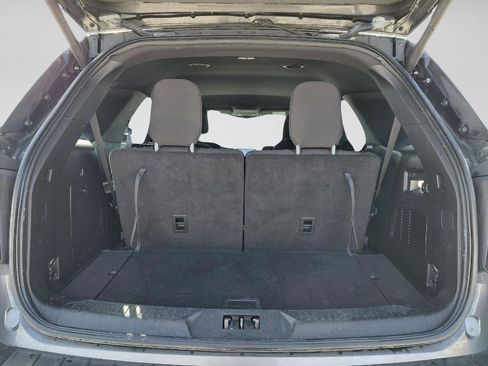 Used 2020 Ford Explorer XLT image 22