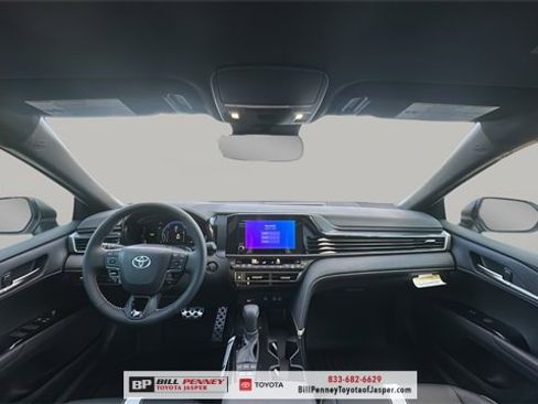 New 2026 Toyota Camry SE image 10