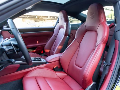 Certified 2024 Porsche 911 Carrera S image 5