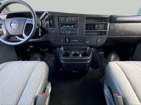 Used 2025 GMC Savana 3500 LT w/ LT Preferred Equipment Group RWD image 15